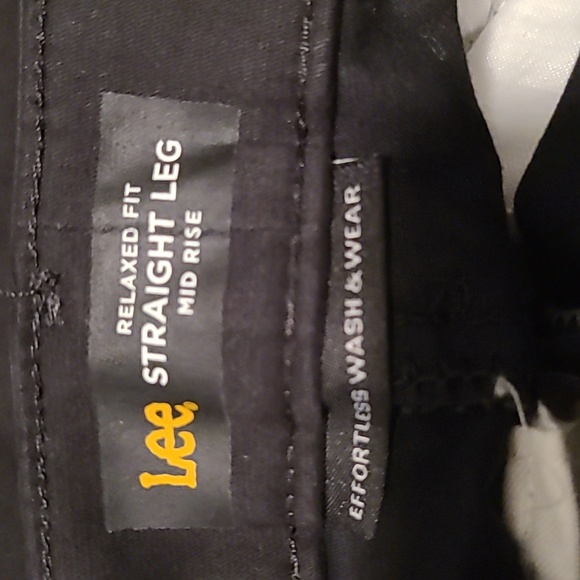 Lee Women's Relaxed Fit All Day Straight Leg Pant, black, 8 - Picture 7 of 8